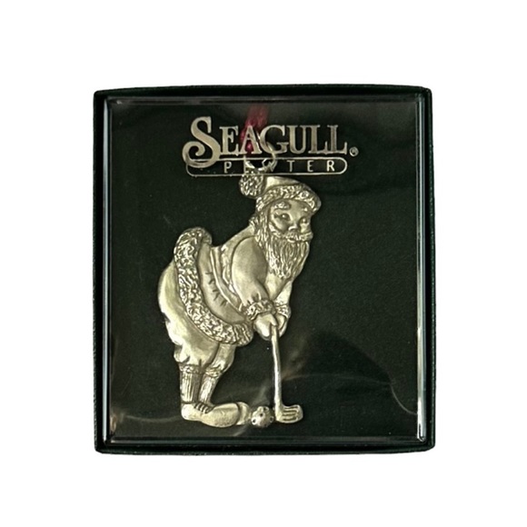Seagull Pewter Santa Playing Golf Christmas Ornament - Picture 1 of 3